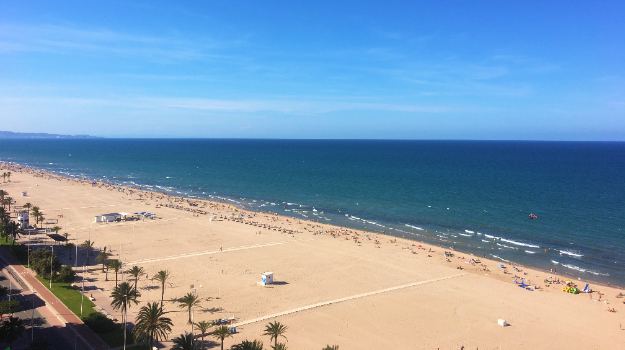 Ventajas de comprar un piso en Playa de Gandia y disfrutar de una vida junto al mar
