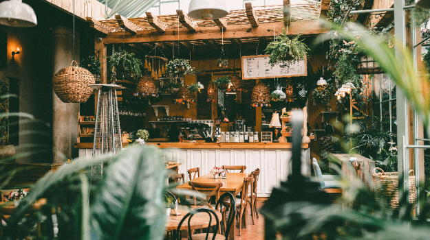 Abrir un nuevo negocio: ¿Alquilar o comprar el local?